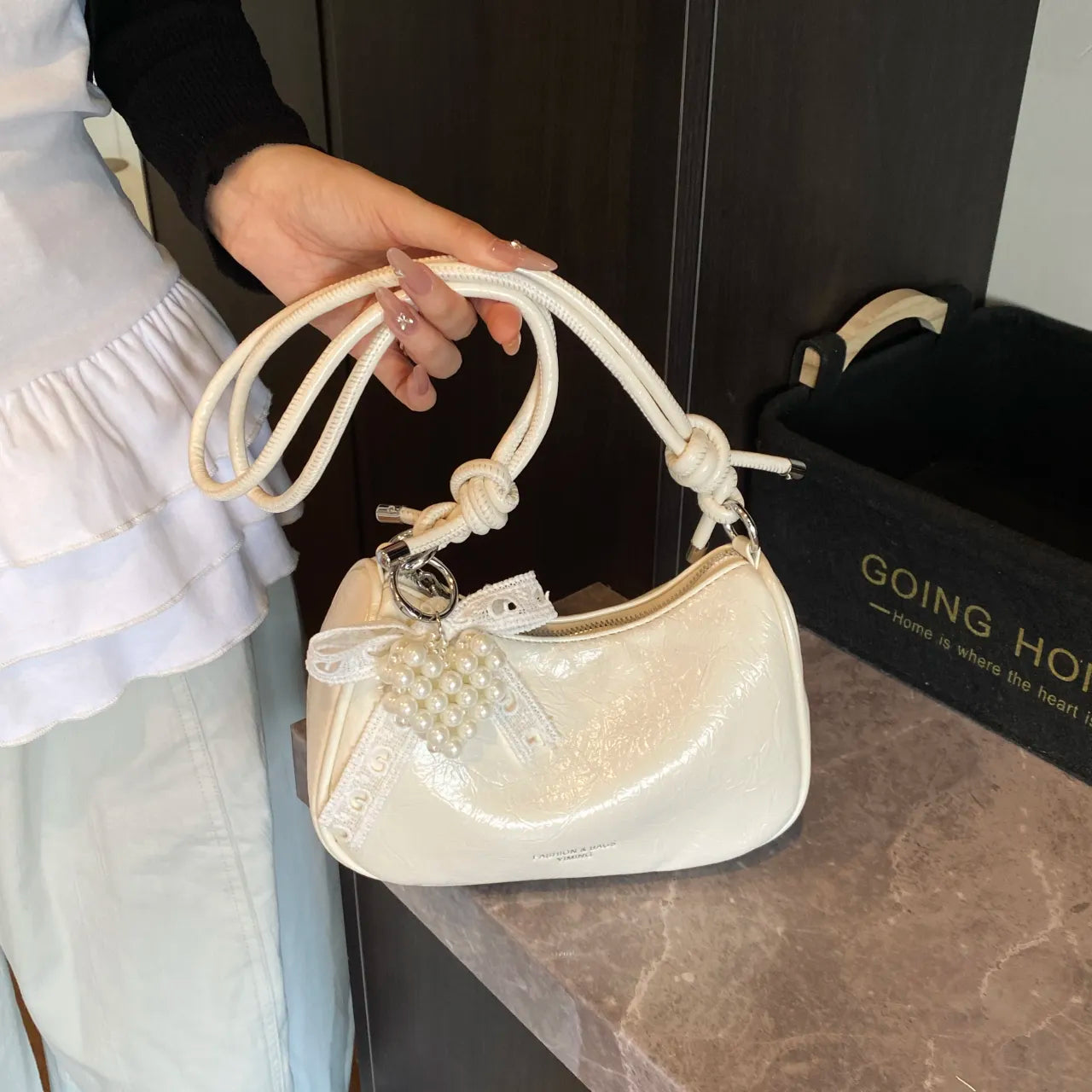 8289b801f3324f84b796c8b9494a72d3-Max-Origin