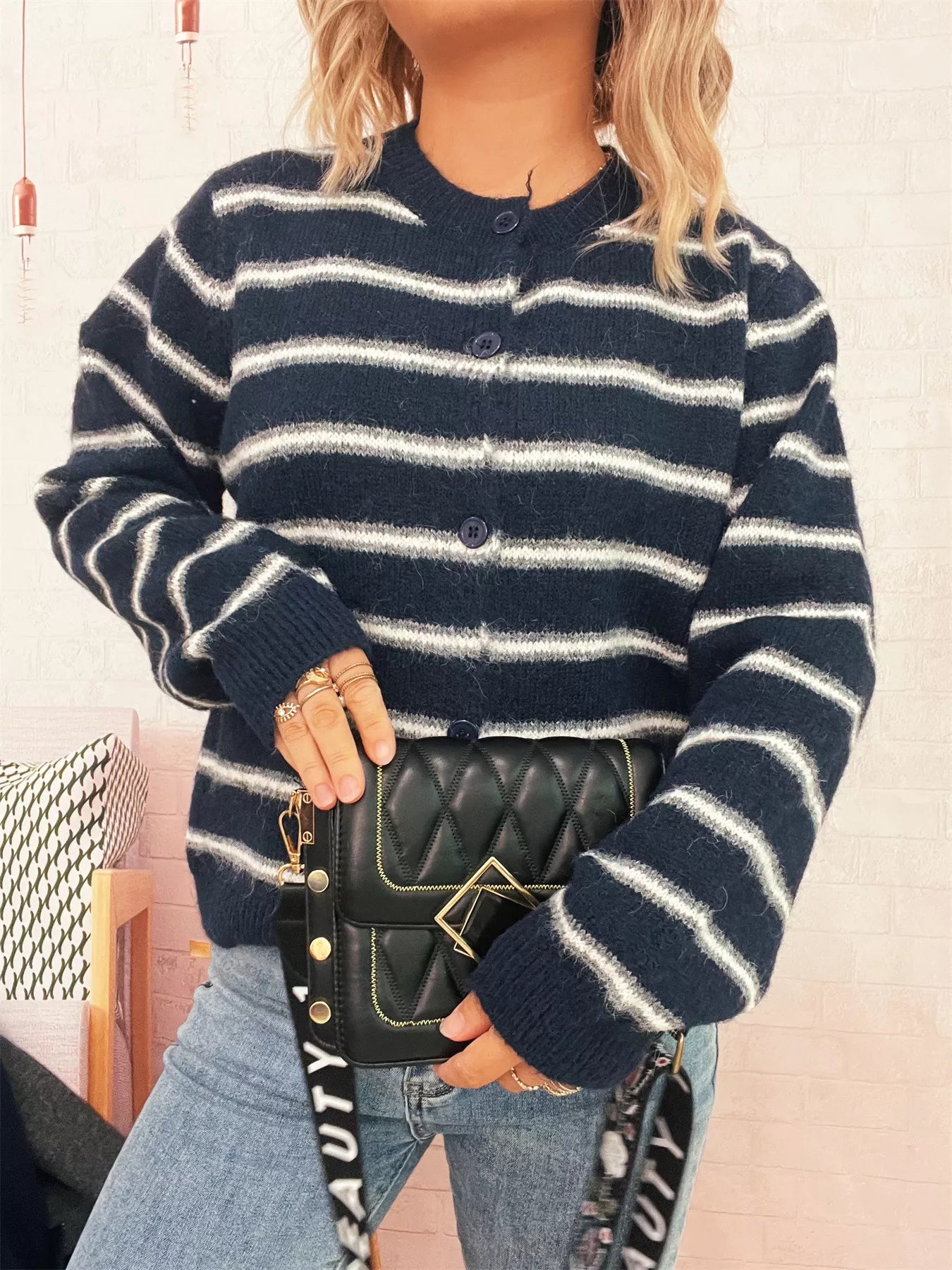 72c7146f130b431e9ea981a55b66e780-Max-Origin