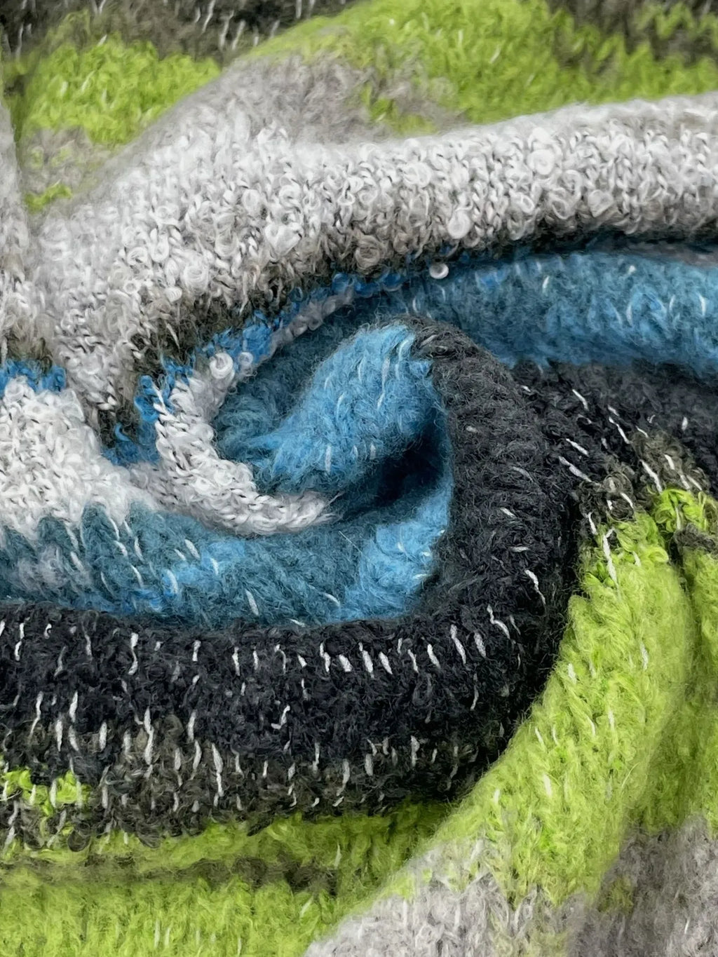 84f5379b5d5e45ca9ce0f0eca327a276-Max-Origin